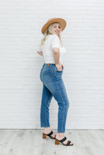 Load image into Gallery viewer, High Waist Slim Fit Jeans