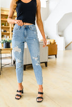 Load image into Gallery viewer, Florence High Waist Destroyed Boyfriend Jeans