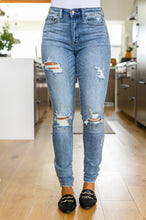 Load image into Gallery viewer, Juno Tall Skinny Destroyed Jeans