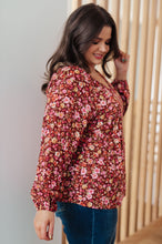 Load image into Gallery viewer, Sunday Brunch Blouse in Rust Floral