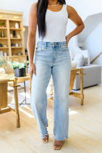 Load image into Gallery viewer, Tate High Rise Straight Jeans