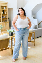 Load image into Gallery viewer, Tate High Rise Straight Jeans