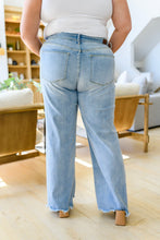 Load image into Gallery viewer, Tate High Rise Straight Jeans